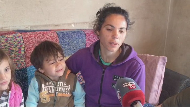 'Çuni vogël nuk ka çfarë të hajë', gruaja që jeton në skamje: Na hoqën edhe ndihmën ekonomike, duam vetëm ushqime (VIDEO)