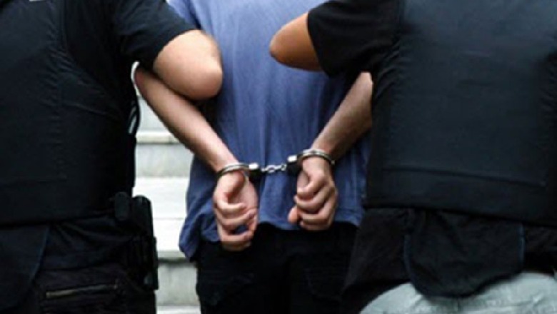 I dënuar me 17 vite burg në Itali, arrestohet në Durrës 62-vjeçari me katër emra