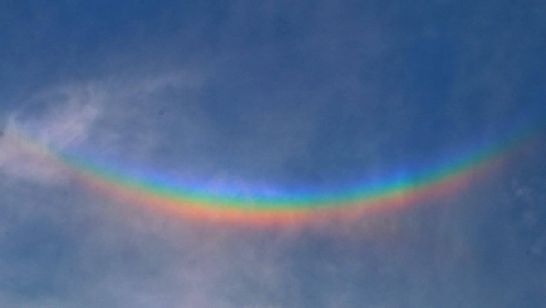 Në qiellin e Veronas ndodh fenomeni i rrallë, shfaqet ylberi në formë buzëqeshje