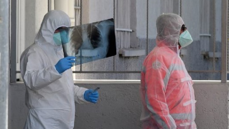 Personi i infektuar në Kukës i riatdhesuar nga Kosova, qëndronte në hotel me 15 persona të tjerë