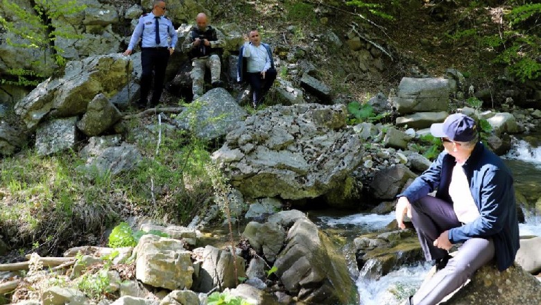 Krimi mjedisor, Lleshaj inspekton burimin e lumit Erzen: Do të kthehen në thesar! ReportTV prej ditësh ka pasqyruar problematikën 