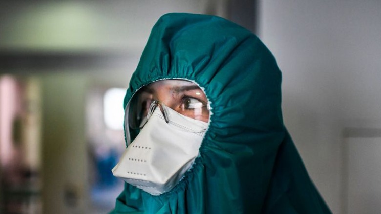 Covid, krijohet maska me sensorë fluoreshent që zbulon të infektuarin me koronavirus