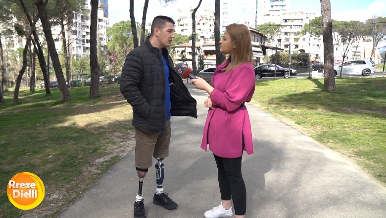 Humbi këmbët pas shpërthimit me eksploziv, Julian Çela tregon historinë e tij: Pata gjithmonë besim në Zot, shteti t’i ndihmojë njerëzit si unë 