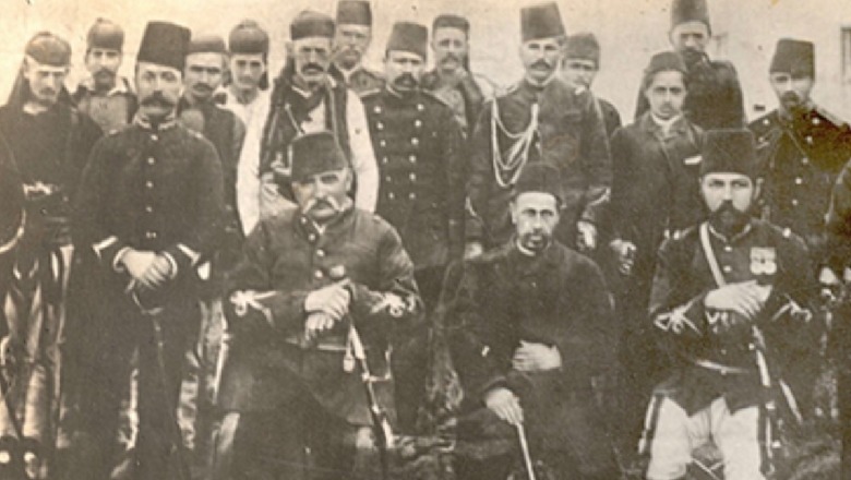 “Shqipëria shpalli pavarësinë, ja firmëtarët'! Çfarë shkruante në numrin e parë në shqip gazeta 'Shkodra' në 1880: Osmanët u pushuan...