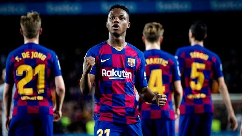 Barcelona refuzon 100 mln euro për 17-vjeçarin, M.United fokusohet te Sancho