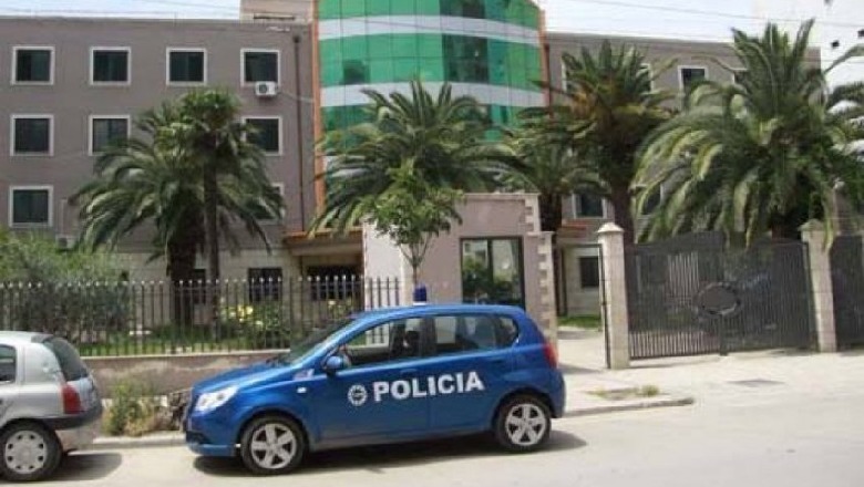 Kapet në Durrës një 49-vjeçar i dënuar në Itali për disa vepra penale, në Krujë arrestohet një shtetase për lëndë narkotike