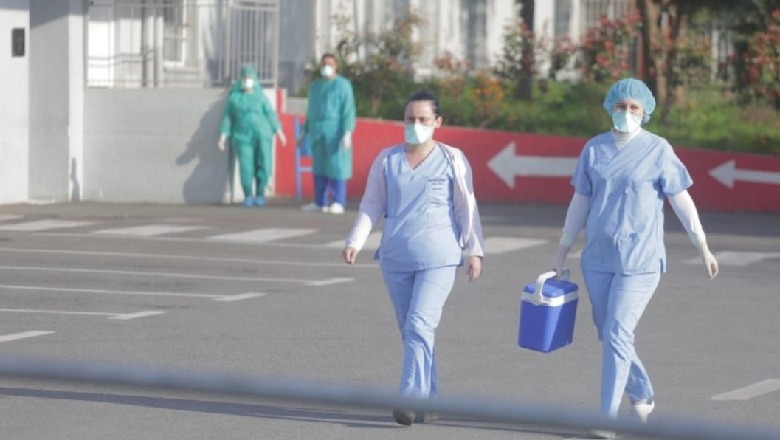 Duma: Salla operatore e Spitalit Francez vatër infeksioni, personeli nuk është pajisur me mjete mbrojtëse