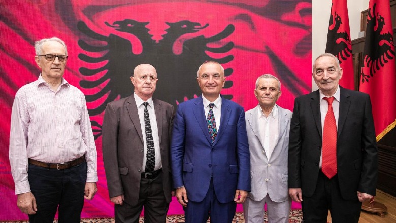 Dita Ndërkombëtare e Gazetarëve Sportiv, Meta: Me zërin, fjalën dhe penën e tyre sjellin një nga kënaqësitë e pakta që kanë shqiptarët