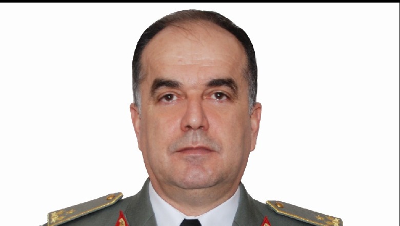 Meta i jep gradën/ Kush është Bajram Begaj i pari mjek në historinë e Forcave të Armatosura që bëhet gjeneral major (Profil)