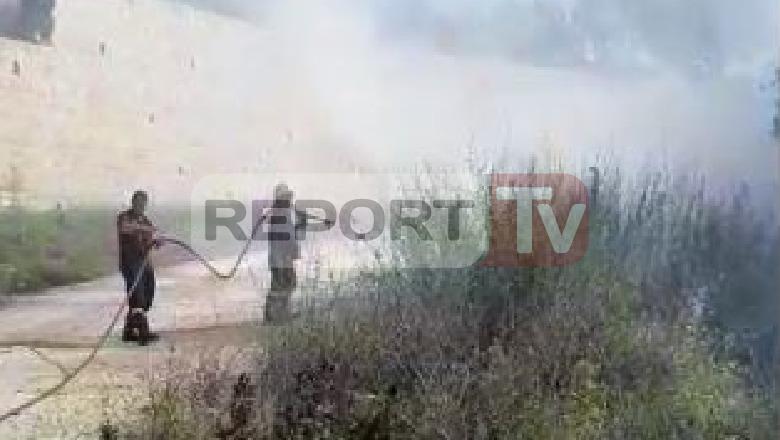 U vihet zjarri mbeturinave në një fshat të Fushë-Krujës, përhapet duke rrezikuar banesat