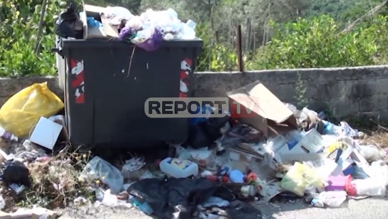 Bashkia Durrës zgjidh problemin me plehrat për qytetin, lë në harresë Ishmin! Mbeturinat një muaj pa pastruar (VIDEO)
