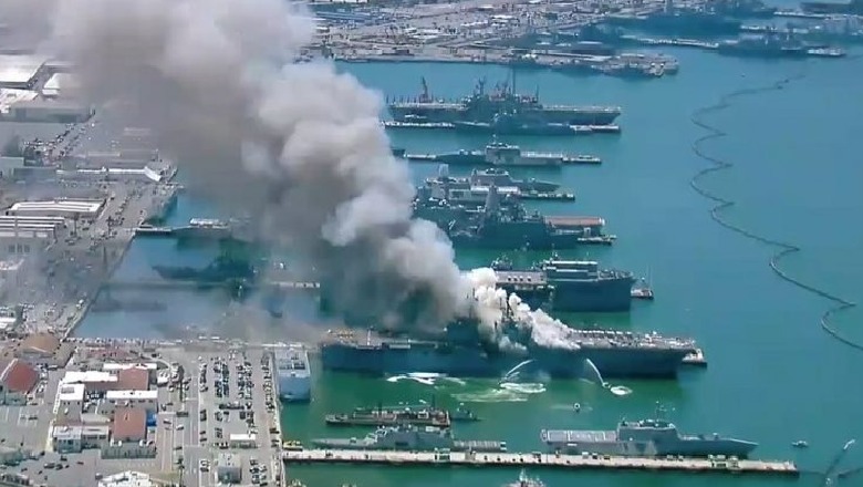 Shpërthim i fuqishëm në anijen luftarake të marinës amerikane