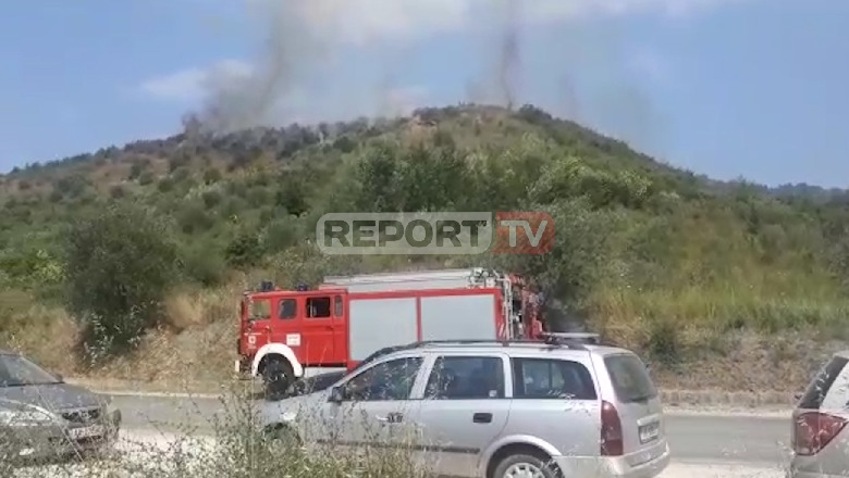 Zjarr në kodrat e Levanit, era dhe terreni i vështirë favozirojnë përhapjen e flakëve, zjarrëfikëset në vendngjarje (VIDEO)