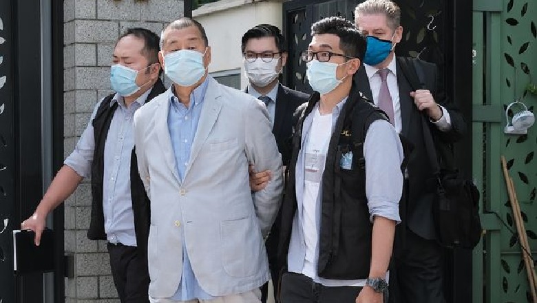 Kina nis spastrimet/ Arrestohet Manjati i mediave të huaja! Akuzohet për bashkëpunim me forcat e huaja (VIDEO)