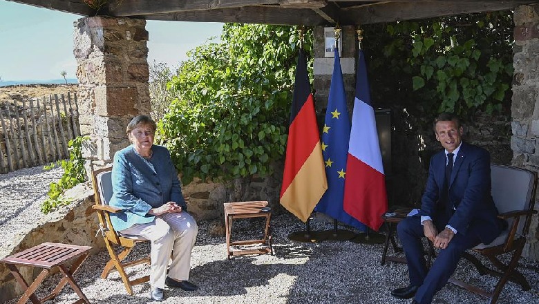Në ‘Muajin e Mjaltit’, Macron dhe Merkel në sinkron për zgjidhjen e konfliktit Greqi-Turqi
