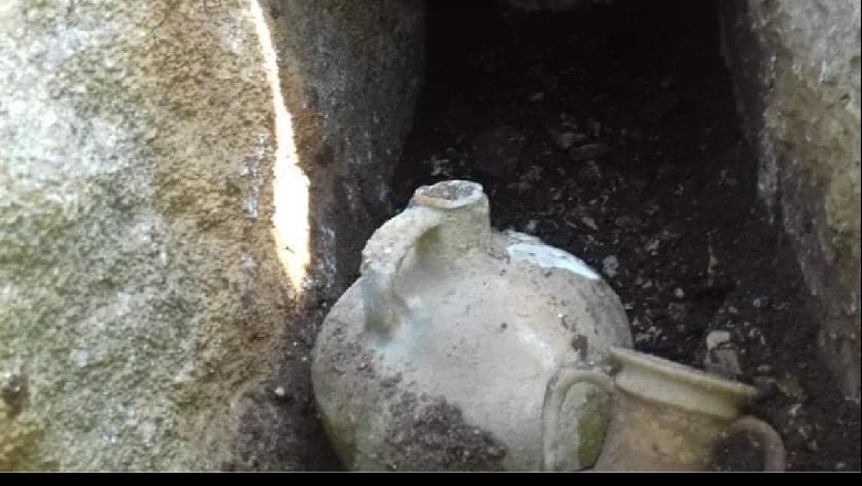Banori i Tepelenës rrëfen zbulimin: Mendohet se është varr Ilir, presim specialistët