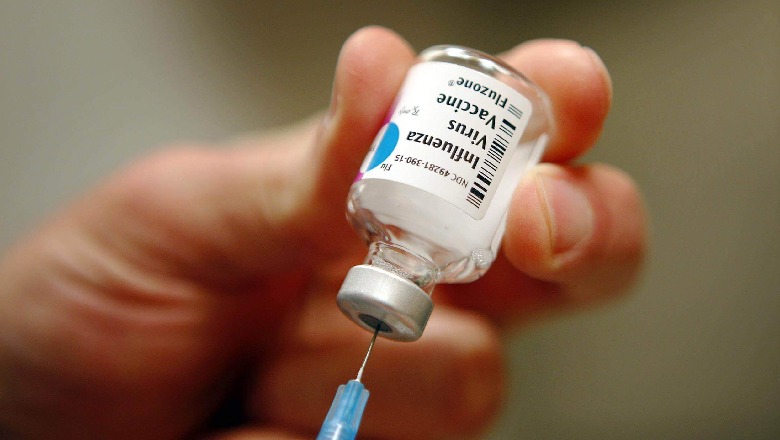 Vlorë/ Gripi e virozat, shtohet fluksi në qendra shëndetësore! Apeli i mjekut: Bëni vaksinën!