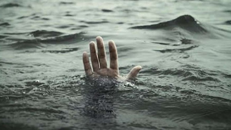 Hyri në det për t'u larë, gjendet i mbytur 41 vjeçari në Kavajë