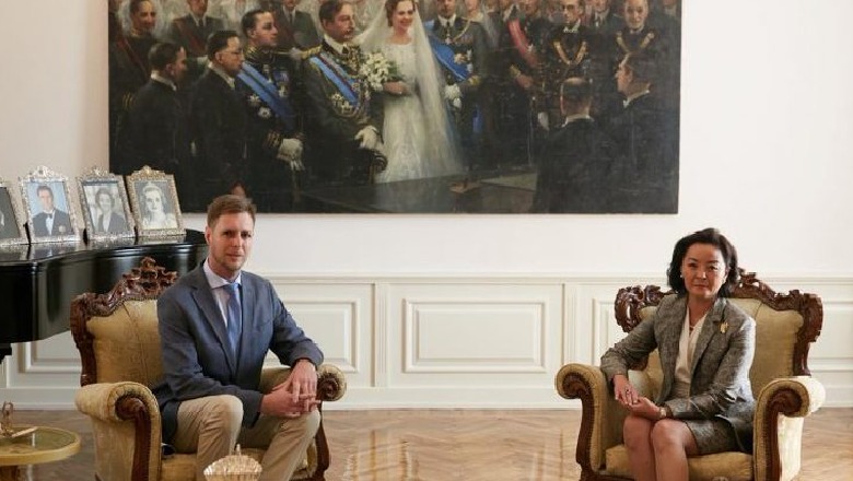 Ambasadorja Yuri Kim viziton Rezidencën Mbretërore/ Princ Leka tregon detajet e takimit