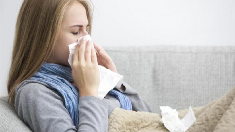 Studimi: Gripi mund të lehtësojë përhapjen e infeksionit të Covid-19