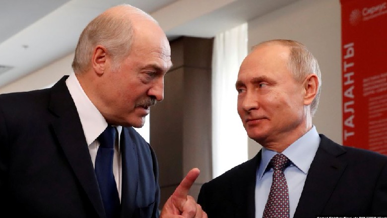 Soçi-Rusi/ Lukashenko takohet me Putin, kërkon mbështetje nga Kremlini