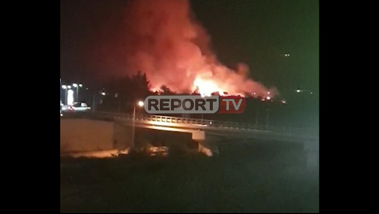 Zjarr i frikshëm në Sauk, flakët e shumta në zonën pranë TEG-ut (VIDEO)