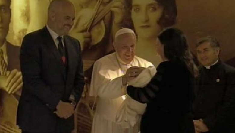 'Erdha për t’iu inkurajuar që të rritet shpresa mes jush' Rama kujton vizitën e Papa Françeskut në Shqipëri në 2014