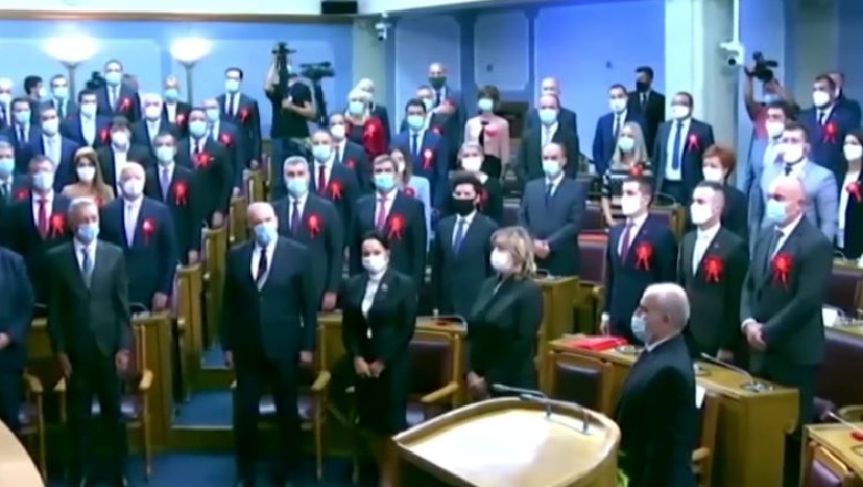 Konstituohet parlamenti i ri i Malit të Zi, propozohet emri i kryeministrit