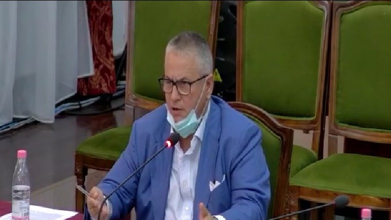 Fino: Kryetari i partisë të mos kandidojë në 4 zona, i bën nder opozitës parlamentare! Shtyhet mbledhja