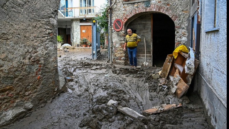 Stuhitë shkatërrojnë ura dhe rrugë në Itali/ 3 të vdekur, mijëra shtëpi të përmbytura dhe pa energji