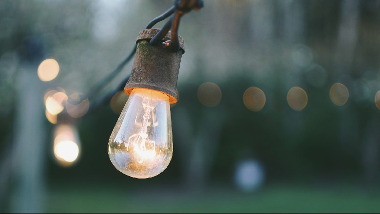 Dritat, 63% e faturës kosto për blerjen e energjisë, Shqipëria me nivelin më të lartë; Bizneset e paguajnë më shtrenjtë