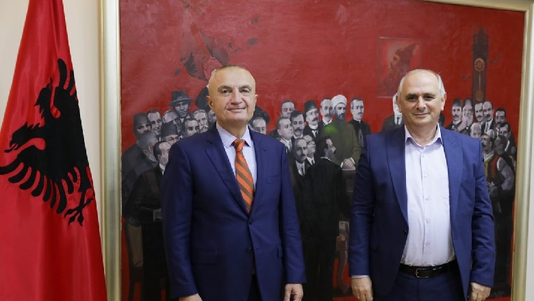 Ilir Meta pret në takim Hekuran Dukën, kryetarin e Komunës së 'Dibrës Madhe' në Maqedoninë e Veriut