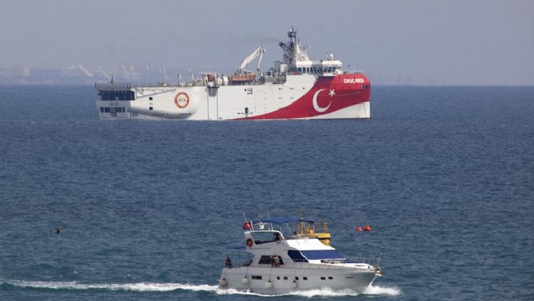 Turqia tërheq anijen kërkimore nga Mesdheu Lindor përpara samitit të BE