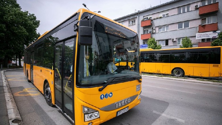Kriza ekonomike e pandemisë së COVID-19, Kosova vendos udhëtim falas për qytetarët me autobusë për një muaj nga 1 dhjetori