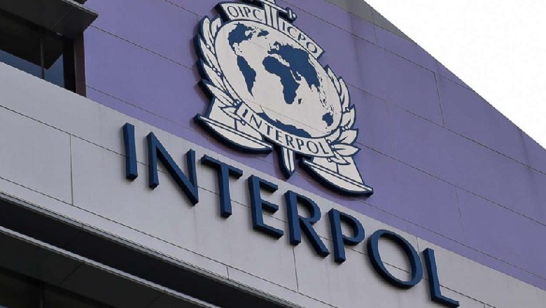 Alarmi i  Interpol për shpërndarjen e vaksinës anti-COVID: Rrjetet kriminale janë vënë në lëvizje