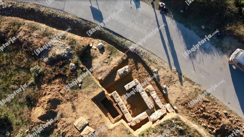 Zbulohen dy varre antike në parkun e Amantias! Kreu i Trashëgimisë kulturore: Njëri duhet t'i përkasë shek. III-II para Krishtit dhe tjetri periudhës otomane (VIDEO)