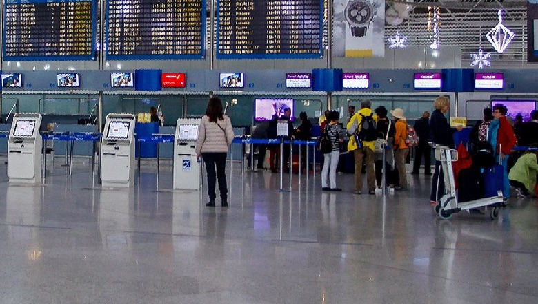 COVID/ Greqia vendos karantinë 10-ditore të detyruar për të gjithë udhëtarët nga 18 dhjetori deri më 7 janar
