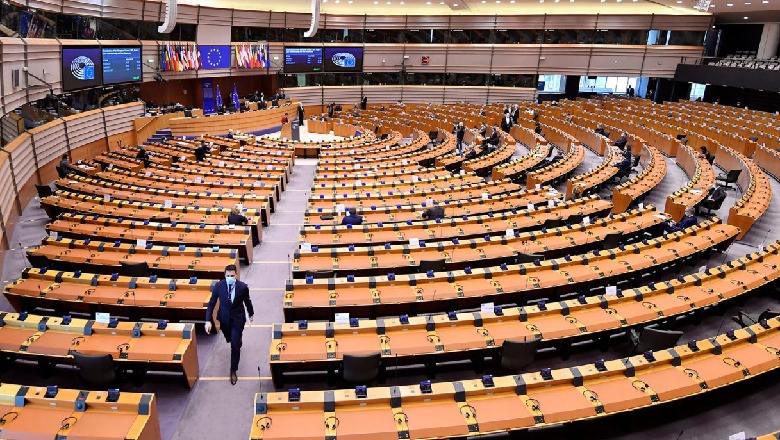 Parlamenti Evropian miraton me shumicë dërrmuese buxhetin 7-vjeçar të BE-së! Sassoli: Moment historik