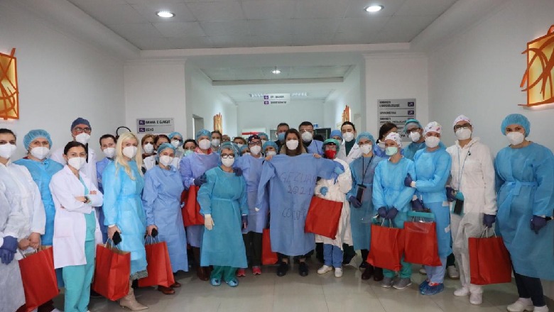 Manastirliu me mjekët e COVID-2 që do jenë në shërbim natën e ndërrimit të viteve: Me zemër të gjithë do të jemi së bashku (VIDEO)