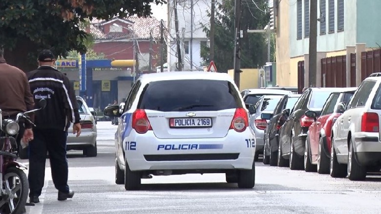 U kap me 4 doza kokainë në makinë, vihet në pranga 30-vjeçari në Durrës