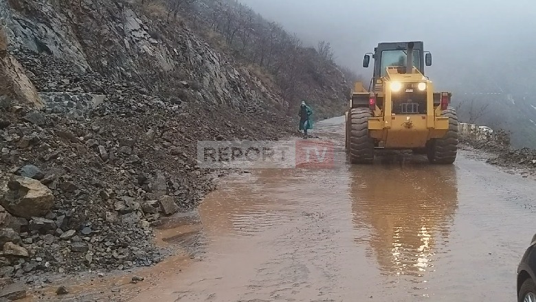 Reshjet e shiut/ 3455 ha tokë nën ujë në Shkodër, bllokohen disa rrugë në Kukës e Elbasan, shkak rrëshqitja e gurëve! Fryhet lumi i Drinit dhe i Matit 