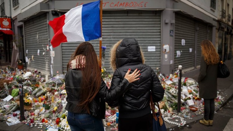 Sulmet terroriste në Paris: Gjykata Belge fillon dëgjesat për bashkëpunëtorët në këto sulme