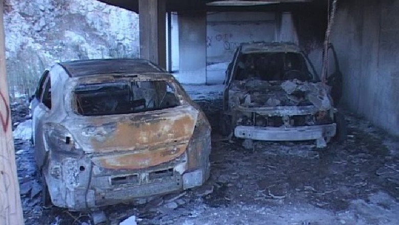 Tiranë/ Zjarr në një garazh në Paskuqan në orët e para të mëngjesit, digjen 2 automjete