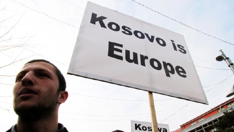 Pandemia zbeh gjasat për liberalizimin e vizave për qytetarët e Kosovës