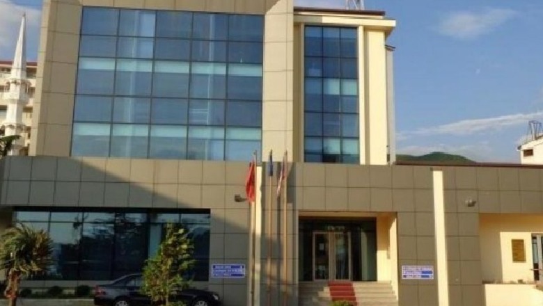 COVID 'mbyll' Gjykatën e Pogradecit, rezultojnë pozitiv 3 gjyqtarë, 4 sekretare e drejtuesja e prokurorisë