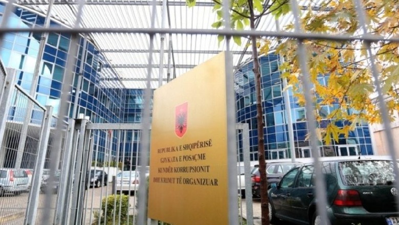 Mori 3 mijë euro ryshfet për një certifikatë pronësie, GJKKO dënon me 2 vite burg ish kreun e Kadastrës në Sarandë