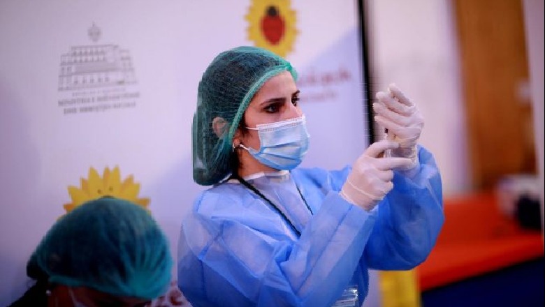 Sot kryhen 4372 vaksinime, në total mbi 712 mijë vaksinime që nga fillimi i fushatës ‘Shqipëria Buzëqesh’ 
