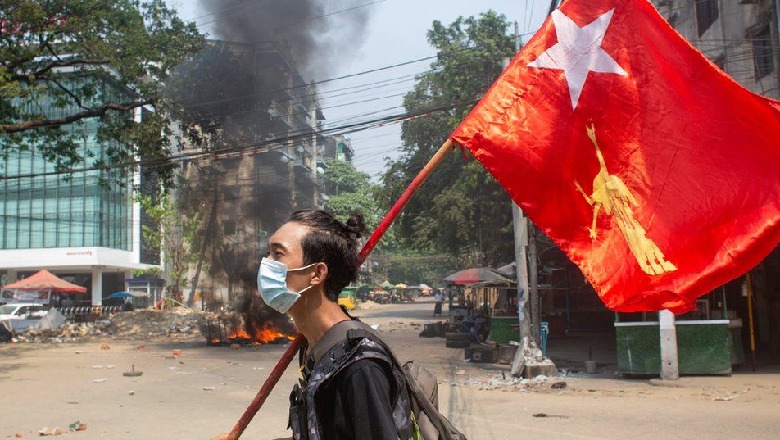 Dita më e përgjakshme e protestave në Mianmar, BE dhe SHBA dënojnë dhunën (VIDEO)