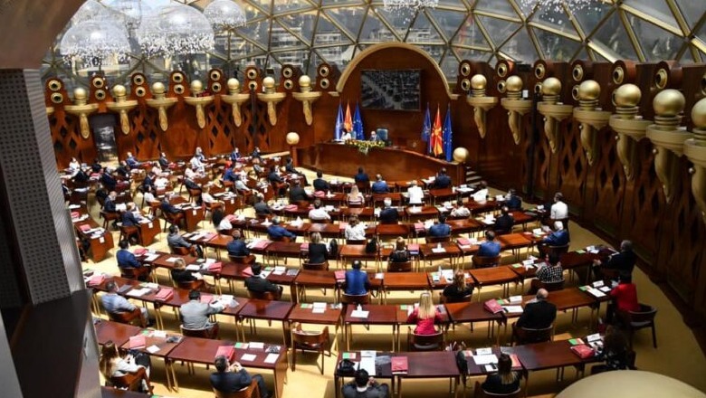  Kuvendi i Maqedonisë së Veriut nuk bie dakord për shtyrjen e regjistrimit të popullsisë, pavarësisht se Zaev dhe Mickovski ranë dakord 