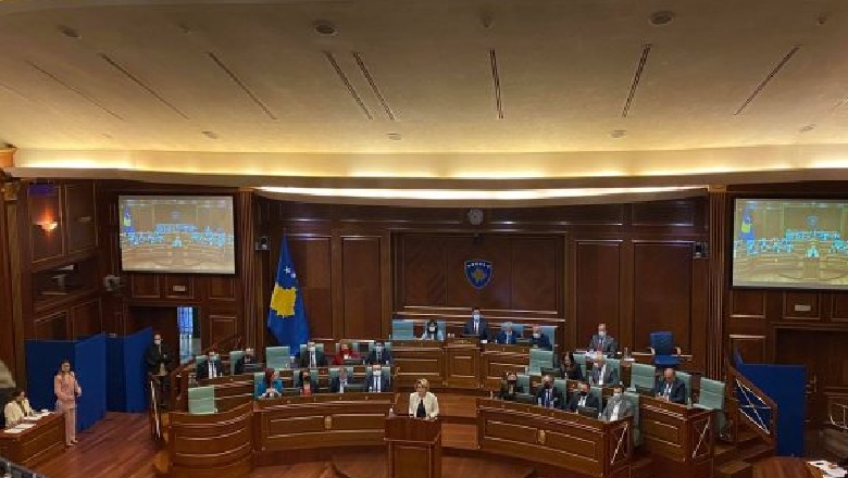 Vetëvendosje mbledh nënshkrimet e nevojshme, mbahet sot seanca e jashtëzakonshme për zgjedhjen e presidentit të Kosovës 